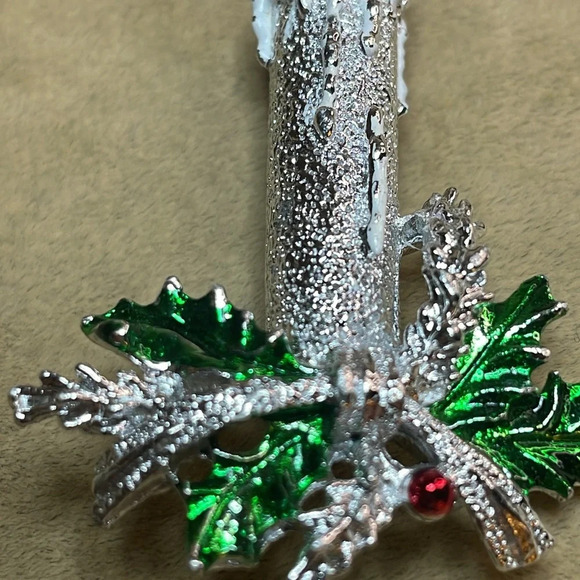 Vintage Christmas Candle Brooch - Picture 3 of 5